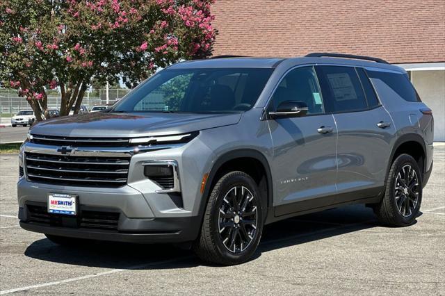 new 2025 Chevrolet Traverse car, priced at $45,810