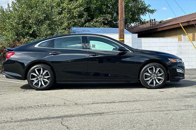 new 2025 Chevrolet Malibu car, priced at $28,320