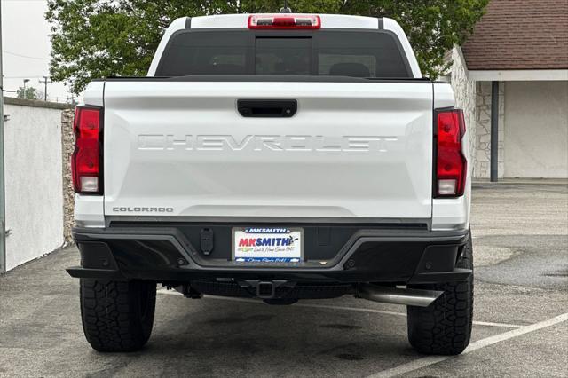 new 2025 Chevrolet Colorado car, priced at $41,050