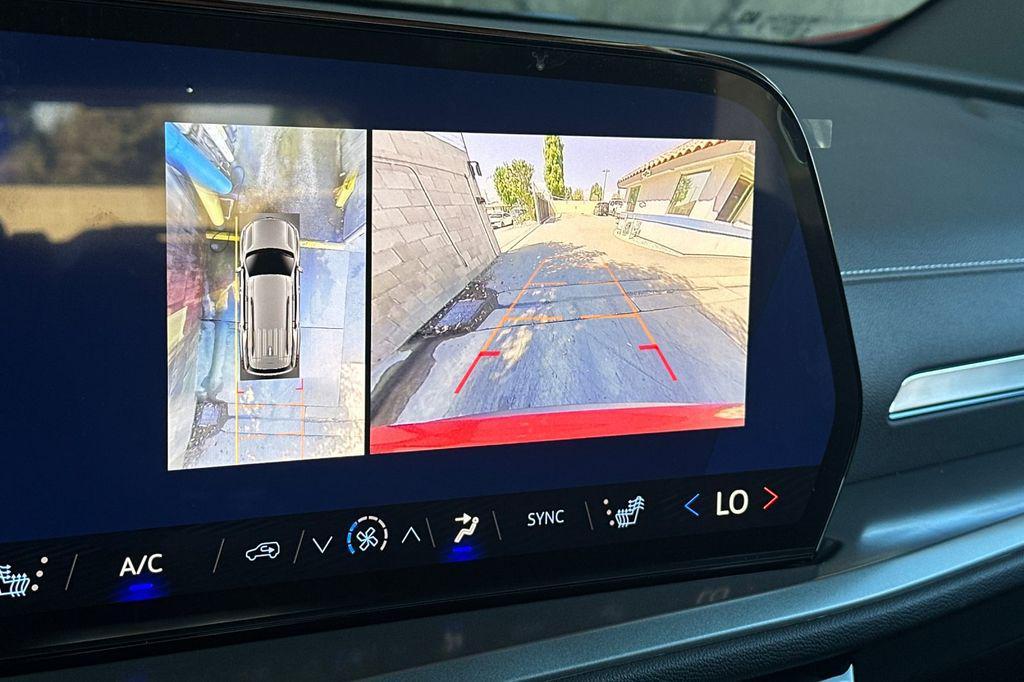 new 2026 Chevrolet Traverse car, priced at $47,520