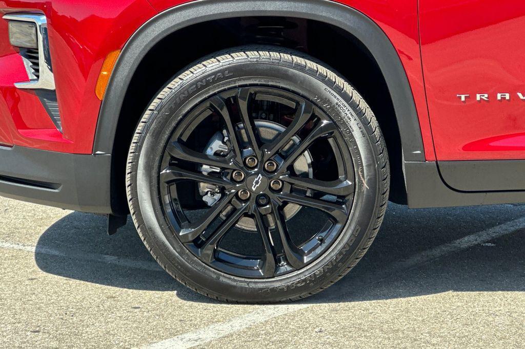 new 2026 Chevrolet Traverse car, priced at $47,520