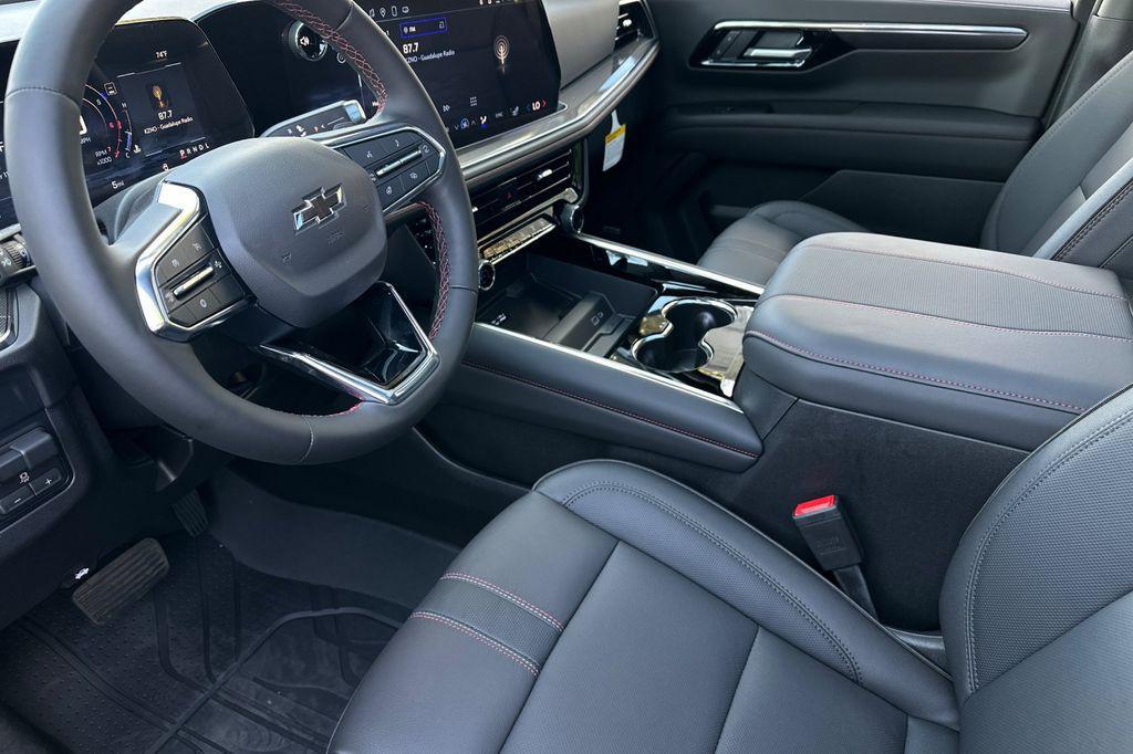 new 2025 Chevrolet Tahoe car, priced at $76,659