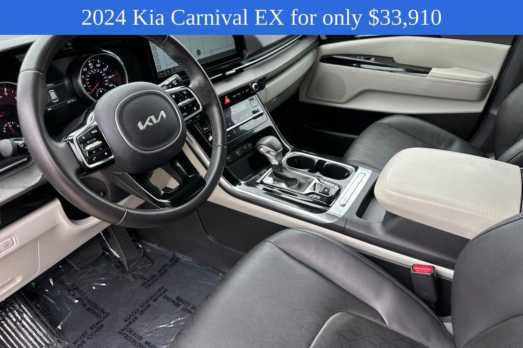 used 2024 Kia Carnival car, priced at $33,910