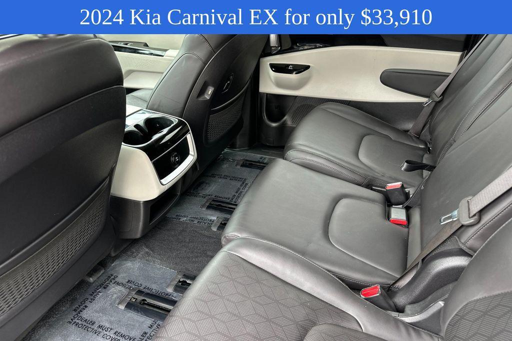 used 2024 Kia Carnival car, priced at $33,910