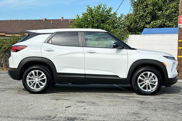 new 2025 Chevrolet TrailBlazer car, priced at $24,535