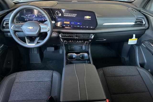 new 2025 Chevrolet Traverse car, priced at $43,310