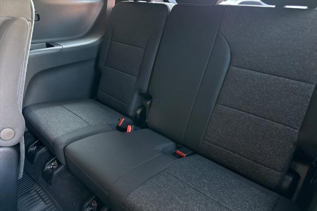 new 2025 Chevrolet Traverse car, priced at $43,310