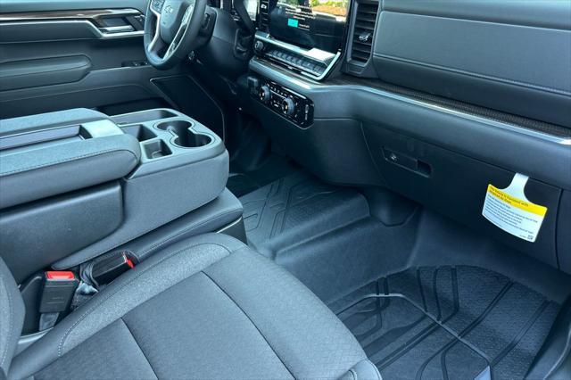 new 2025 Chevrolet Silverado 1500 car, priced at $52,700