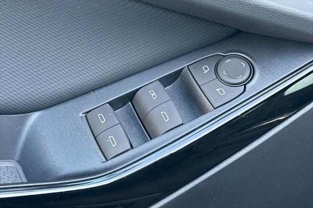 new 2026 Chevrolet Equinox car, priced at $29,995