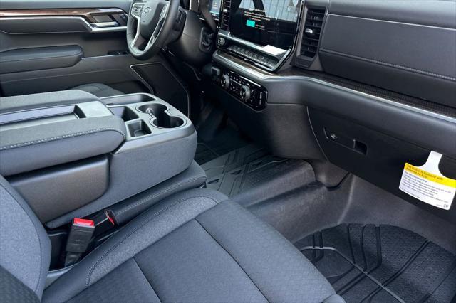 new 2025 Chevrolet Silverado 1500 car, priced at $52,305