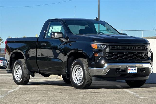 new 2025 Chevrolet Silverado 1500 car, priced at $39,300