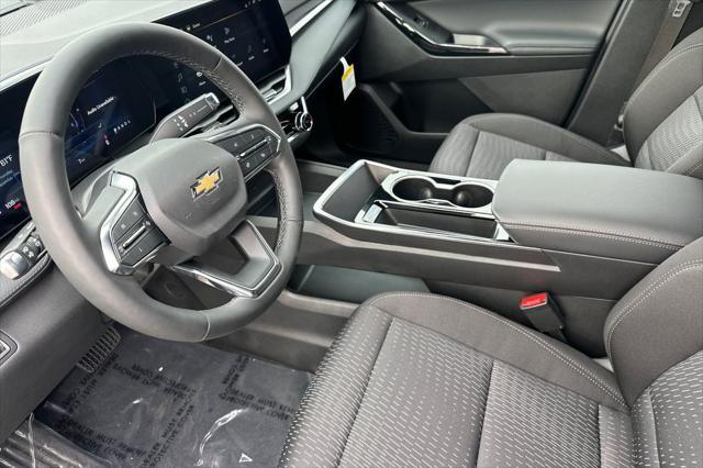 new 2025 Chevrolet Equinox car, priced at $28,495