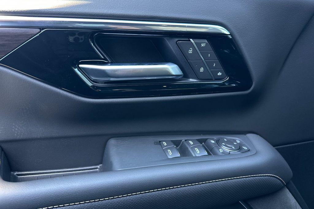new 2025 Chevrolet Tahoe car, priced at $86,365