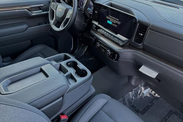 new 2025 Chevrolet Silverado 1500 car, priced at $52,595