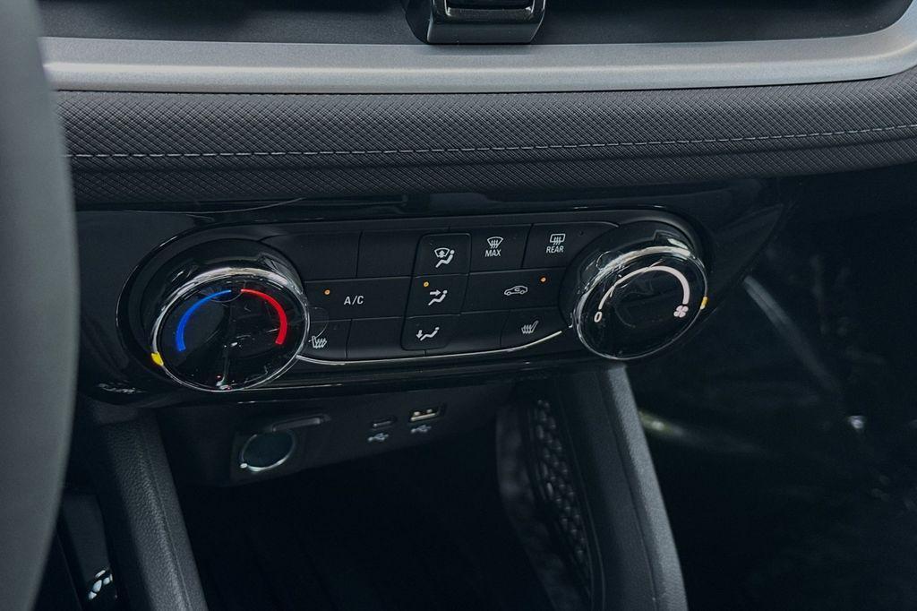 new 2024 Chevrolet TrailBlazer car, priced at $25,480