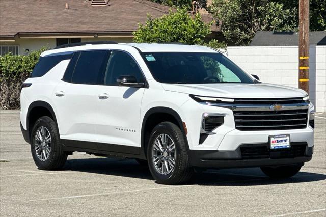 new 2025 Chevrolet Traverse car, priced at $42,560
