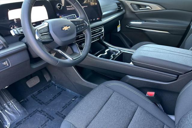new 2025 Chevrolet Traverse car, priced at $47,440