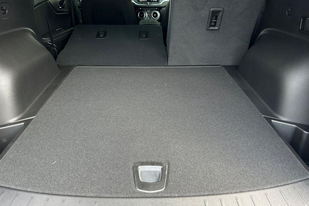 new 2025 Chevrolet Blazer car, priced at $36,044