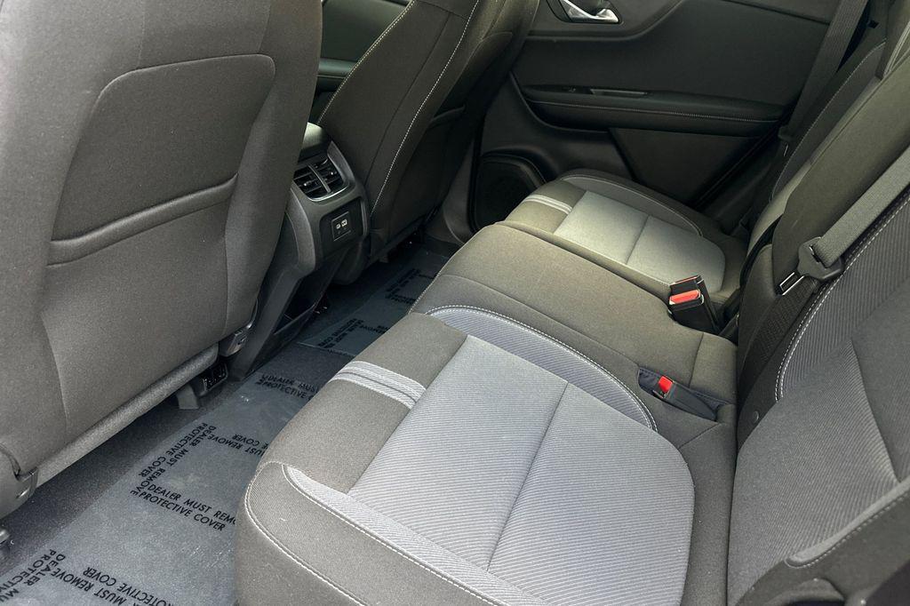 new 2025 Chevrolet Blazer car, priced at $36,044