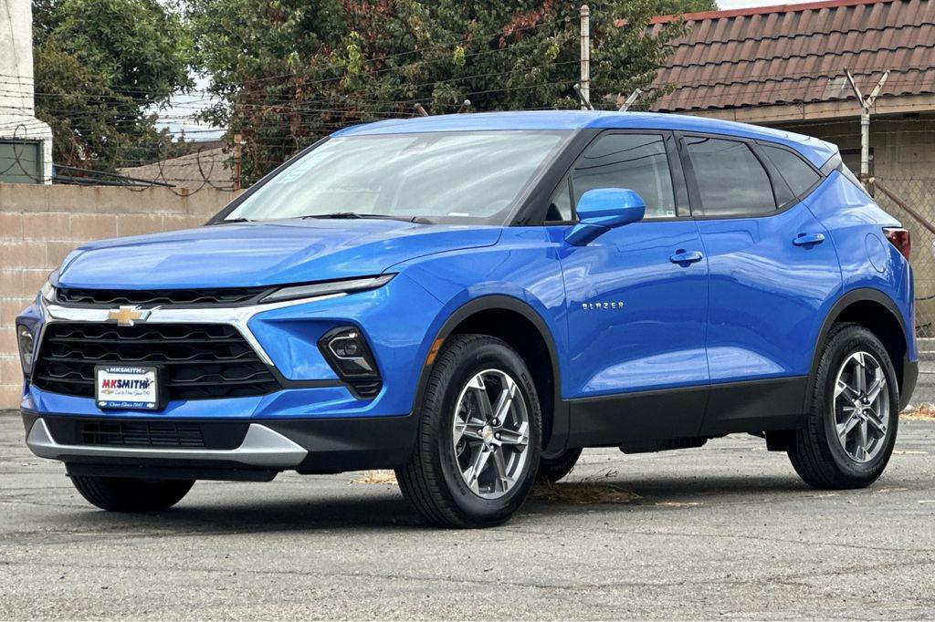 new 2025 Chevrolet Blazer car, priced at $36,044