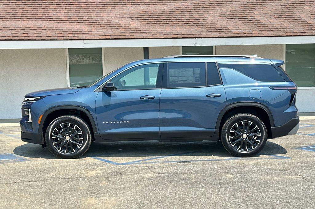 new 2026 Chevrolet Traverse car, priced at $45,715