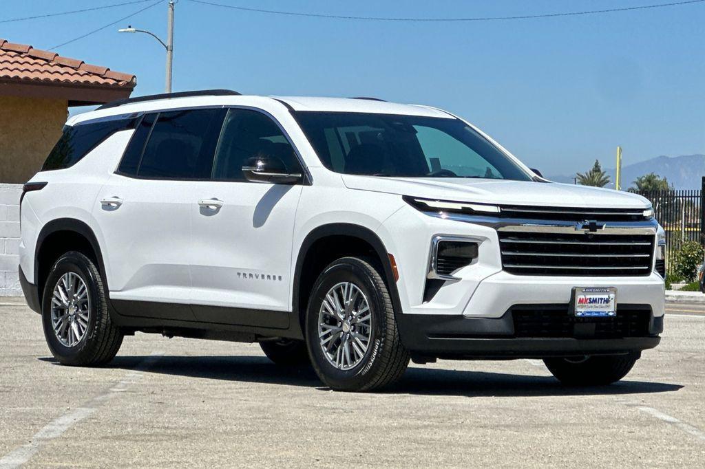 new 2026 Chevrolet Traverse car, priced at $41,415