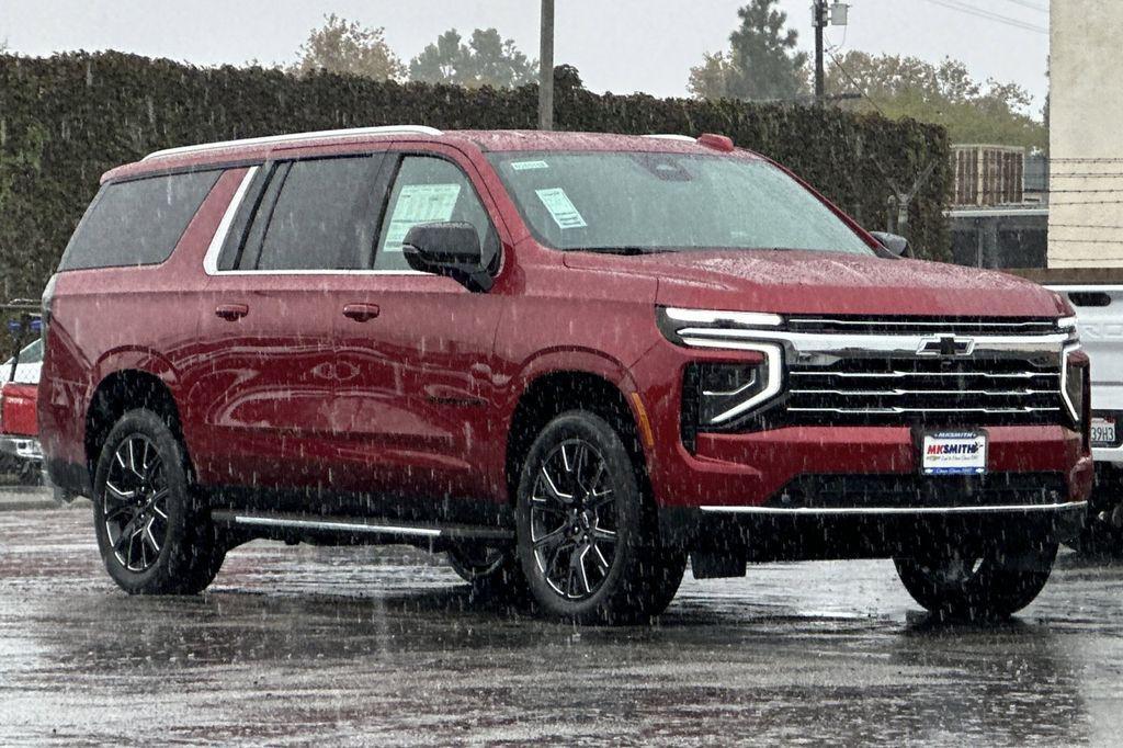 new 2026 Chevrolet Suburban car, priced at $76,255