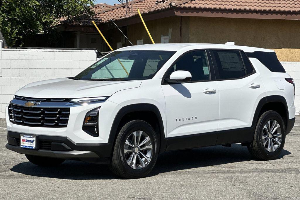new 2026 Chevrolet Equinox car, priced at $30,744