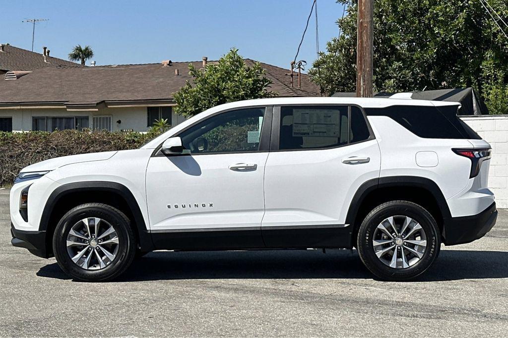 new 2026 Chevrolet Equinox car, priced at $30,744
