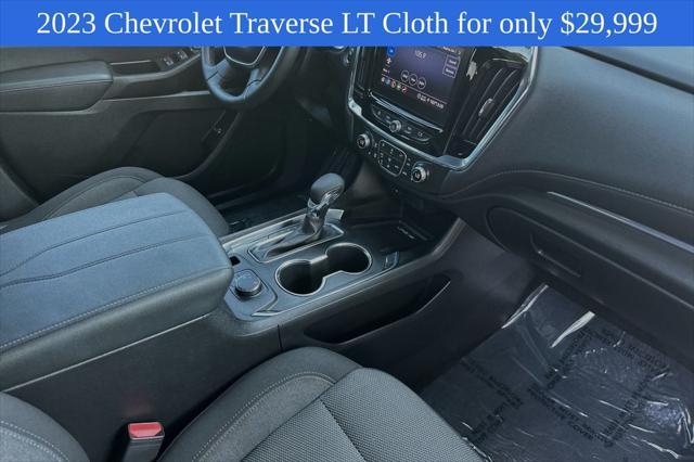 used 2023 Chevrolet Traverse car, priced at $29,999