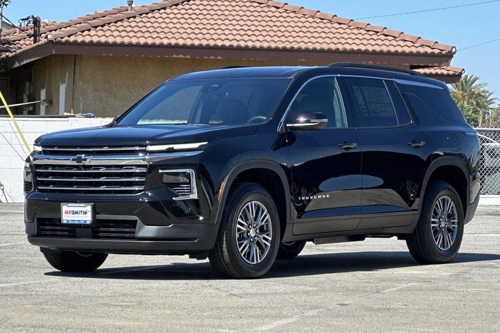 new 2026 Chevrolet Traverse car, priced at $43,990