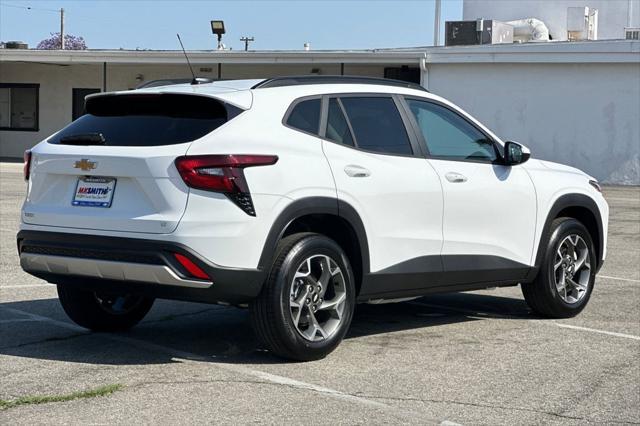 new 2025 Chevrolet Trax car, priced at $24,995