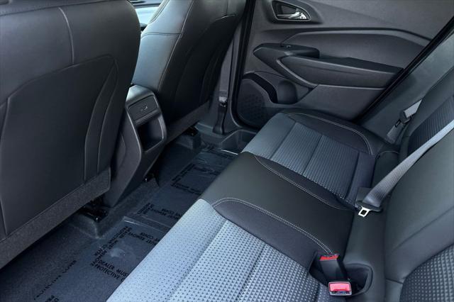 new 2025 Chevrolet Trax car, priced at $24,995