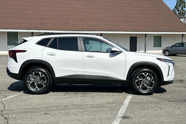 new 2025 Chevrolet Trax car, priced at $24,995
