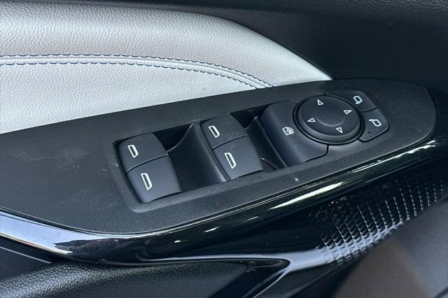new 2025 Chevrolet Trax car, priced at $24,995