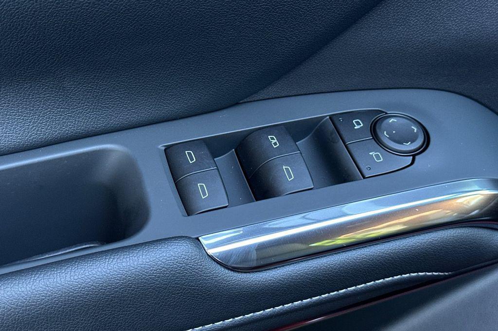 new 2026 Chevrolet Traverse car, priced at $49,590