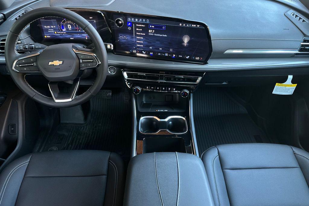 new 2026 Chevrolet Traverse car, priced at $49,590
