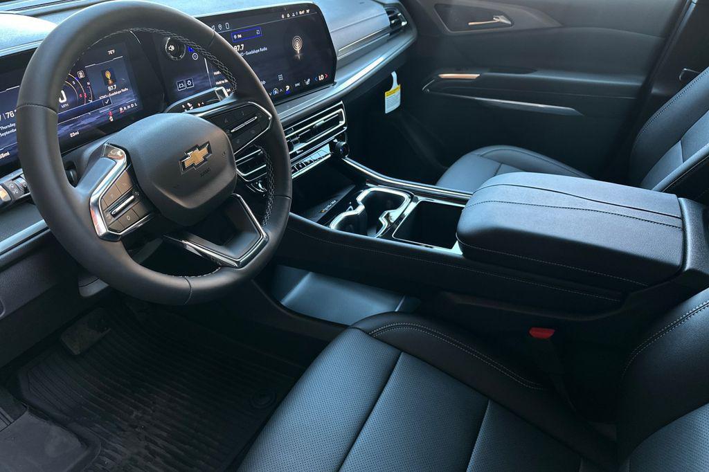 new 2026 Chevrolet Traverse car, priced at $49,590