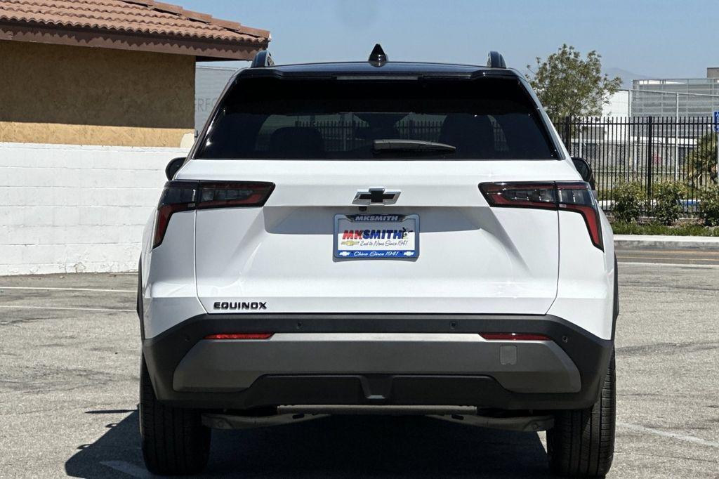 new 2026 Chevrolet Equinox car, priced at $33,585