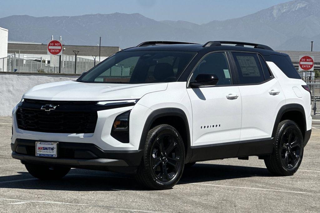 new 2026 Chevrolet Equinox car, priced at $33,585
