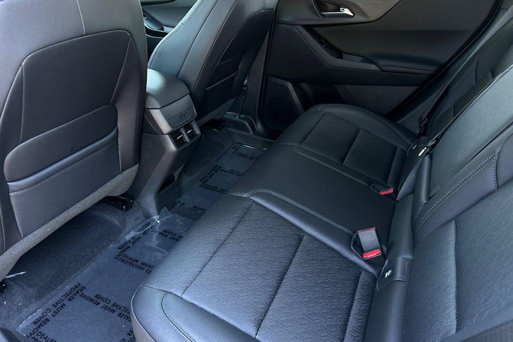 new 2026 Chevrolet Equinox car, priced at $33,585