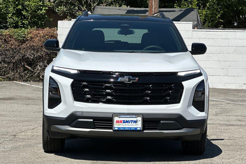 new 2026 Chevrolet Equinox car, priced at $33,585