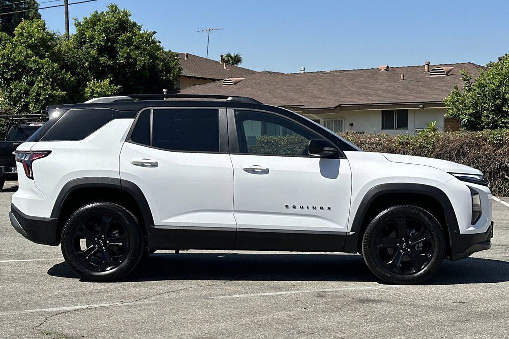 new 2026 Chevrolet Equinox car, priced at $33,585