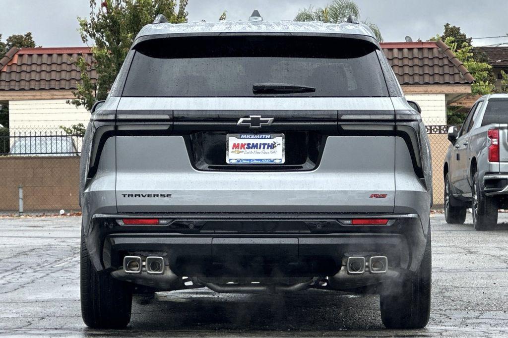 new 2026 Chevrolet Traverse car, priced at $59,220