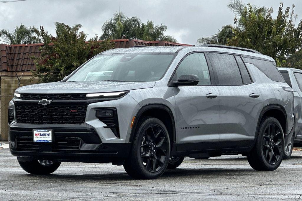 new 2026 Chevrolet Traverse car, priced at $59,220