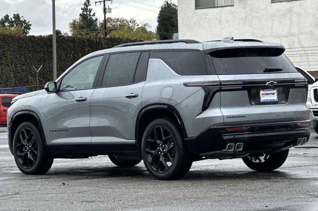 new 2026 Chevrolet Traverse car, priced at $59,220