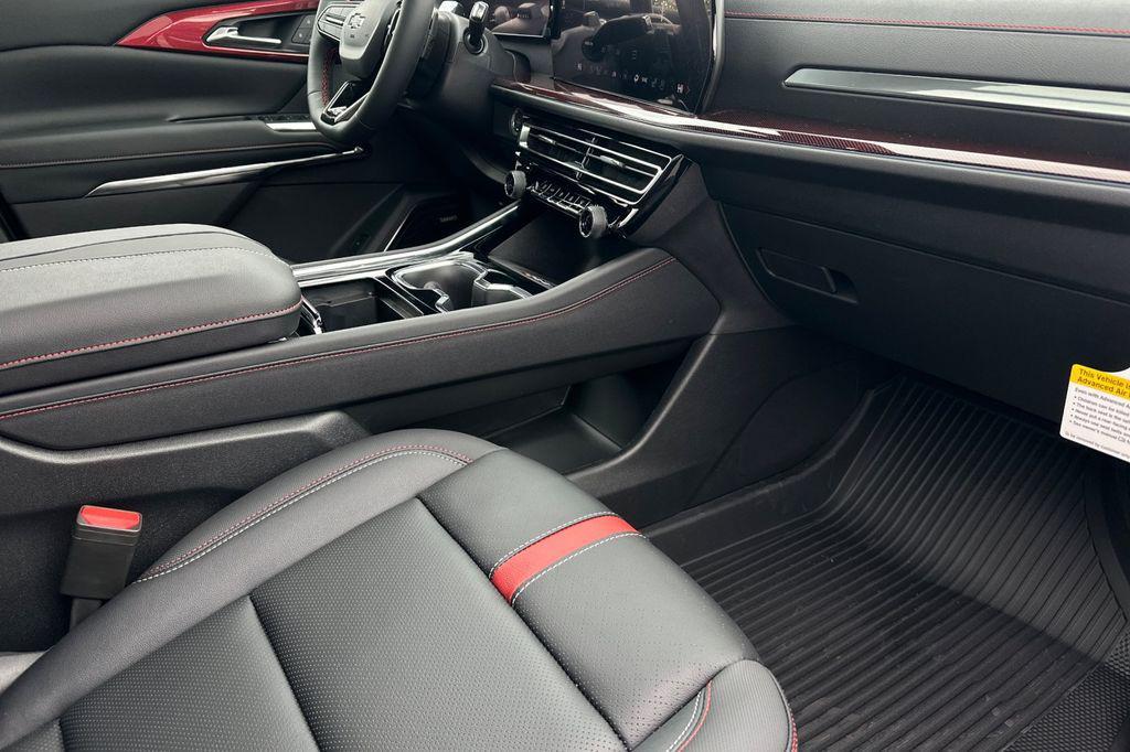 new 2026 Chevrolet Traverse car, priced at $59,220