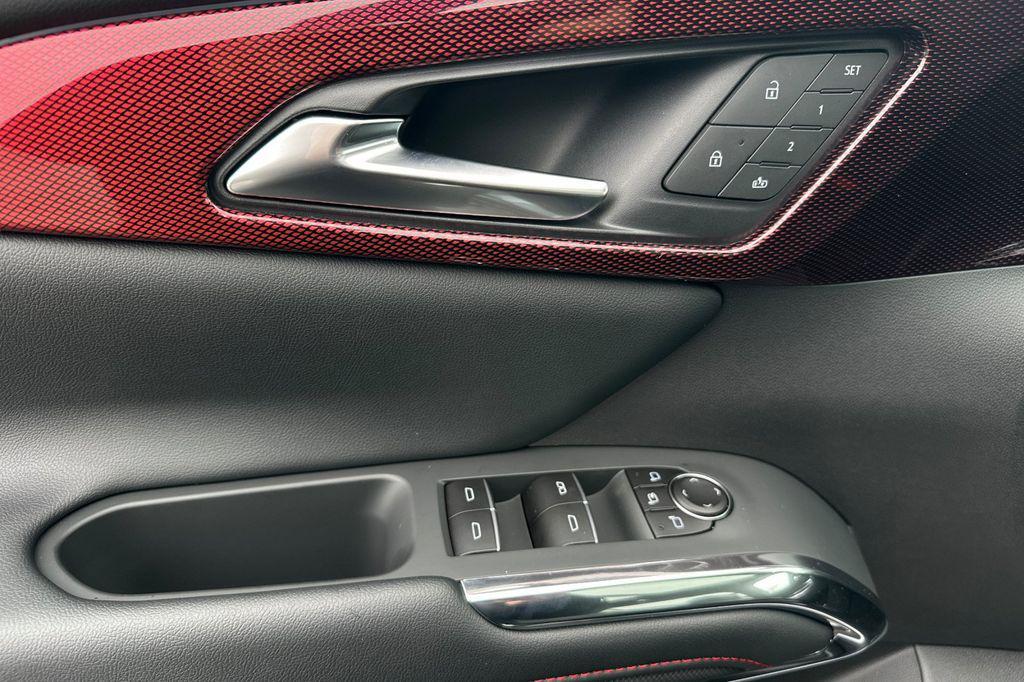 new 2026 Chevrolet Traverse car, priced at $59,220