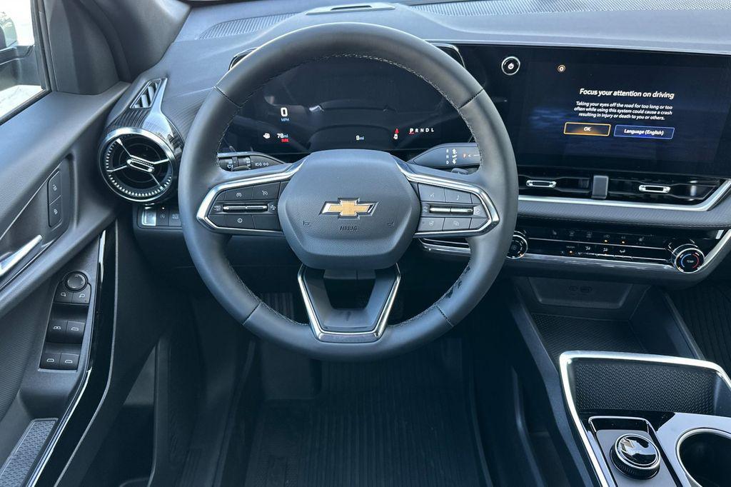 new 2026 Chevrolet Equinox car, priced at $30,290
