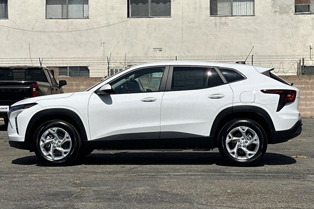 new 2026 Chevrolet Trax car, priced at $24,705